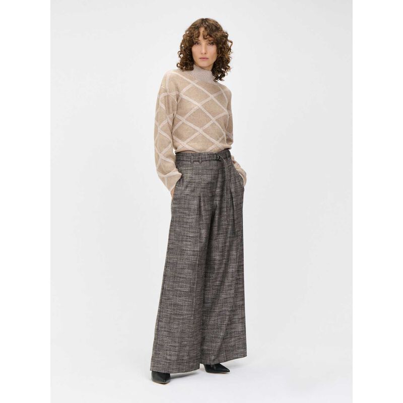 Veronika Maine Oversized Two Tone Diamond Sweater image number 3
